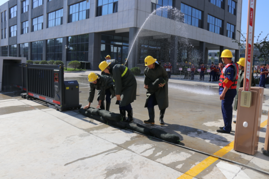 “以‘演’促防 以‘練’備戰(zhàn)”公司保稅區(qū)廠區(qū)開展2024年自然災害（防臺風、防汛）處置演練活動650.png